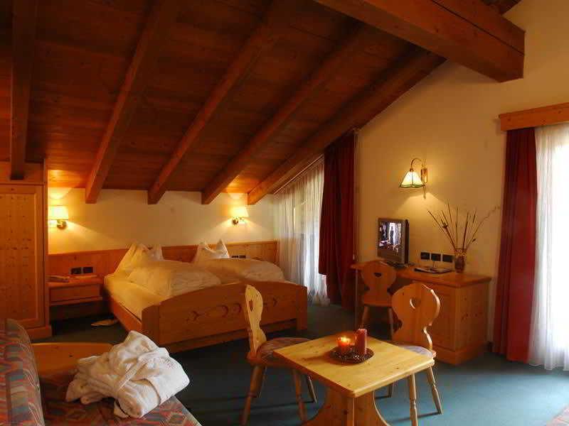 Hotel Shandranj Tesero Eksteriør bilde