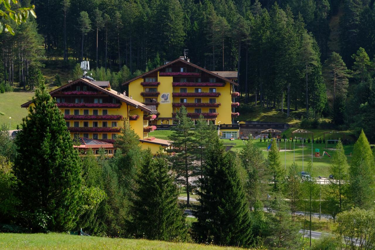 Hotel Shandranj Tesero Eksteriør bilde